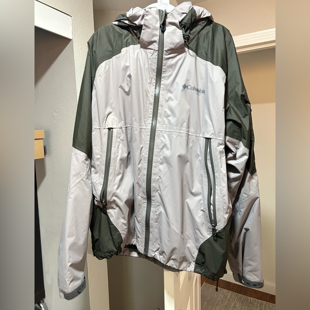 Columbia Titanium Rain Jacket